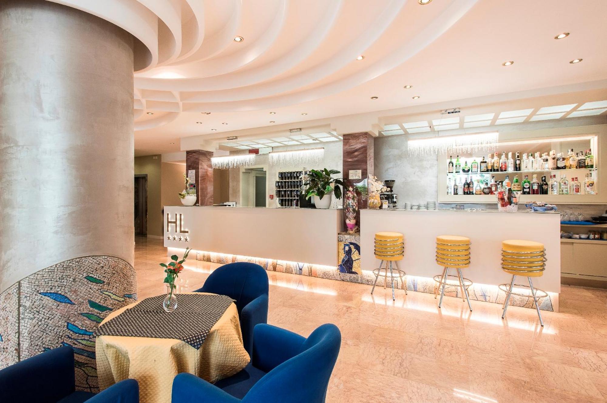 Hotel Losanna ガビッチェ・マーレ エクステリア 写真
