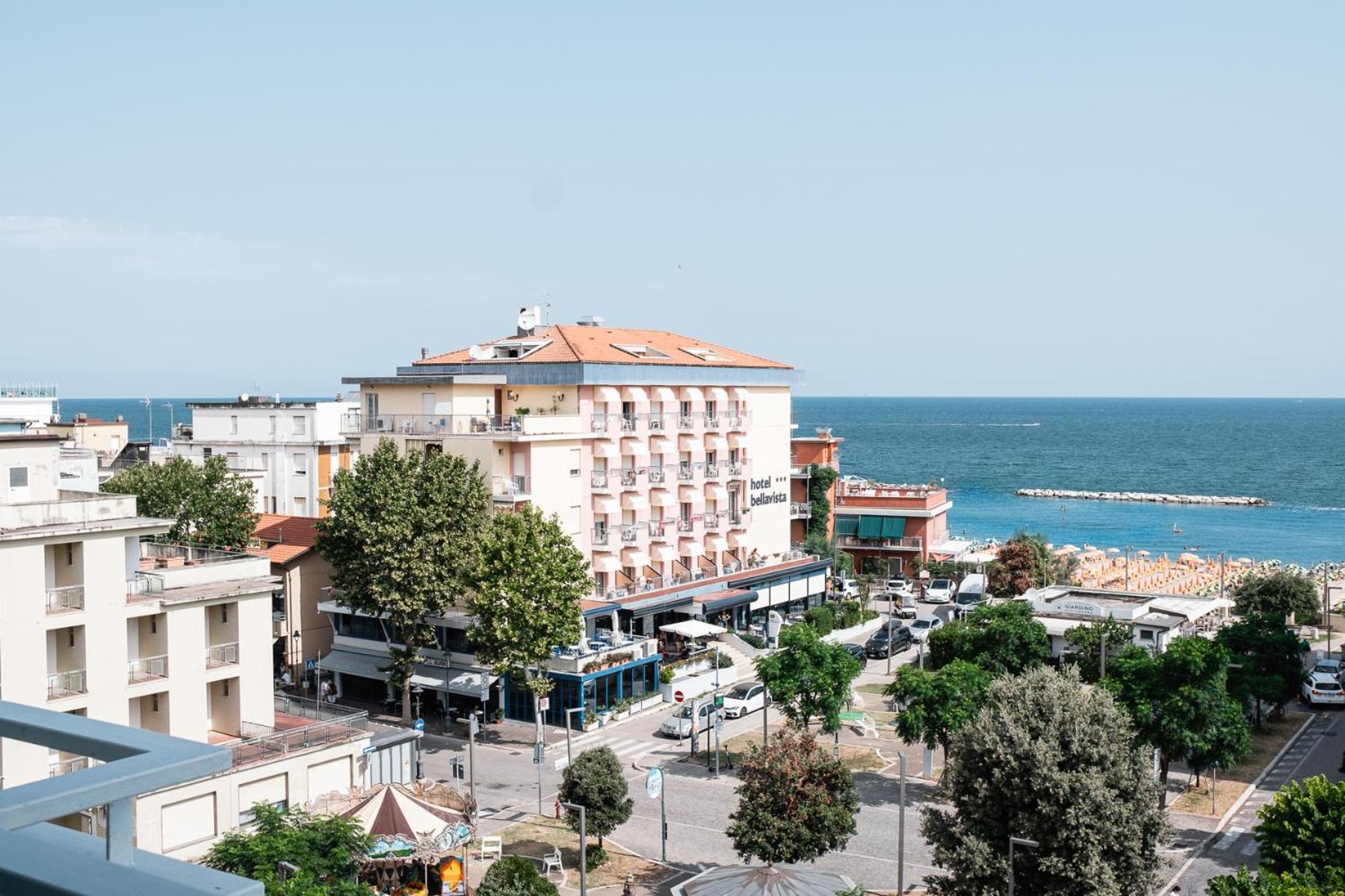 Hotel Losanna ガビッチェ・マーレ エクステリア 写真