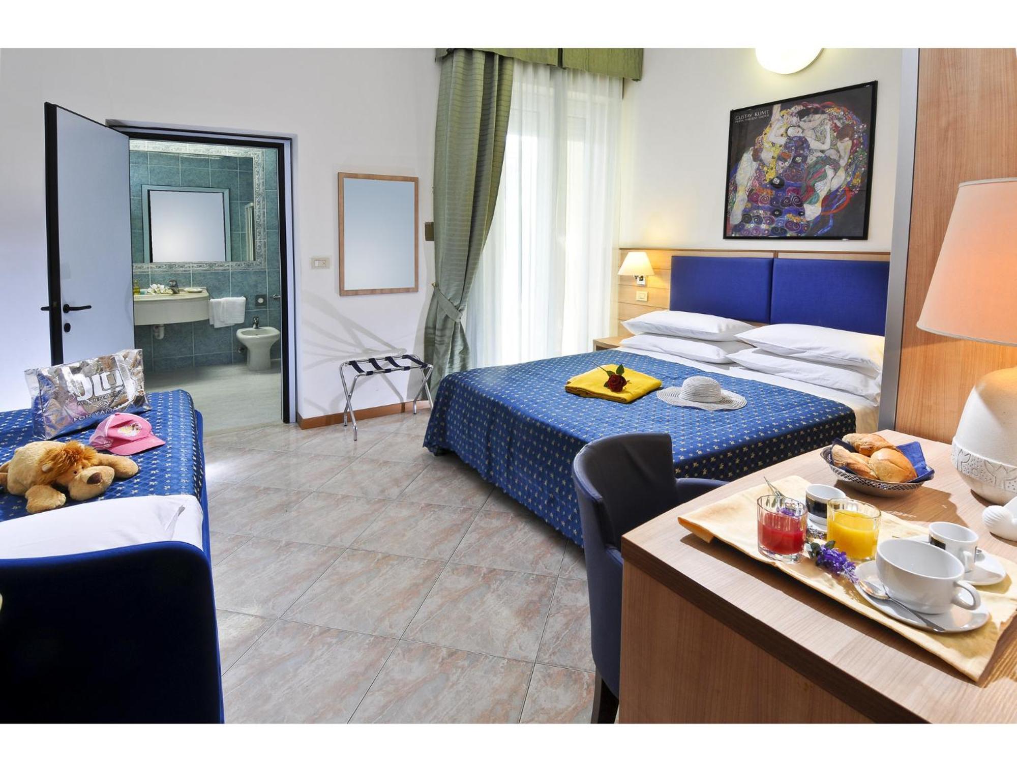 Hotel Losanna ガビッチェ・マーレ エクステリア 写真